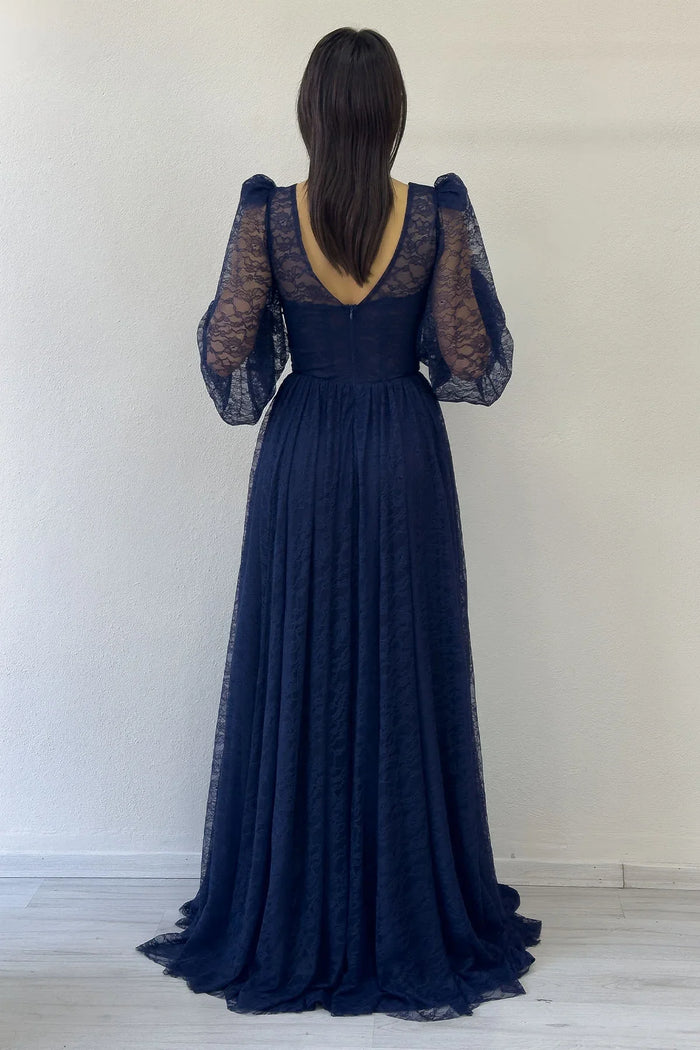 Lacivert Dantel Kumaş Korse Detaylı Uzun Yırtmaçlı Abiye Elbise