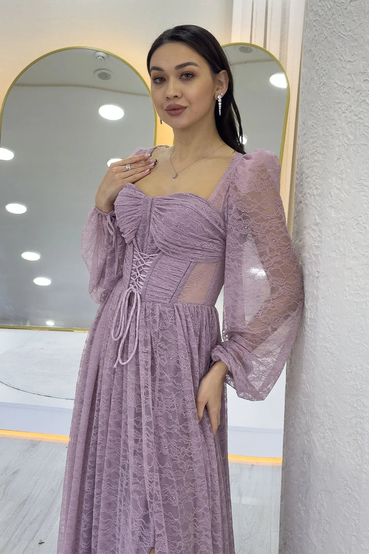 Pudra Dantel Kumaş Korse Detaylı Uzun Yırtmaçlı Abiye Elbise