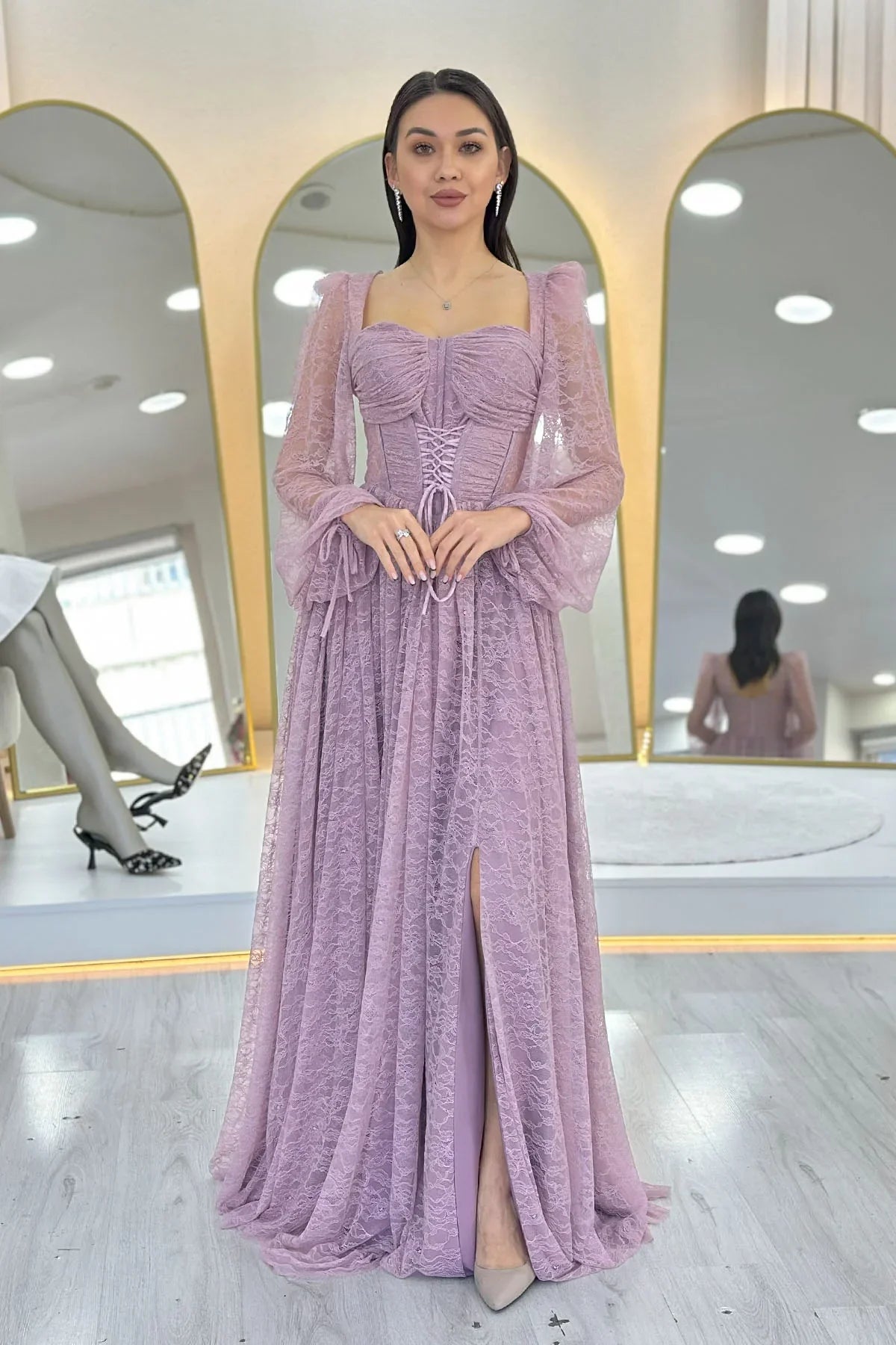 Pudra Dantel Kumaş Korse Detaylı Uzun Yırtmaçlı Abiye Elbise