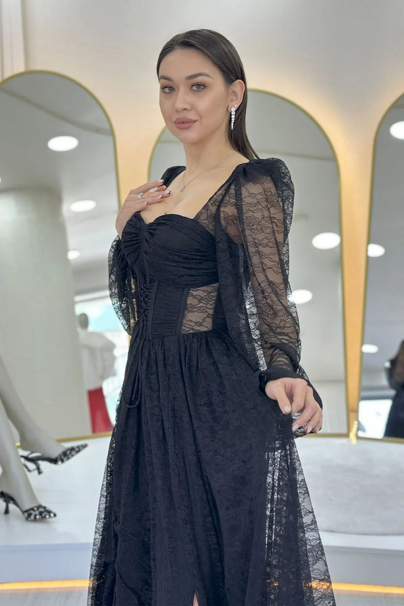 Siyah Dantel Kumaş Korse Detaylı Uzun Yırtmaçlı Abiye Elbise