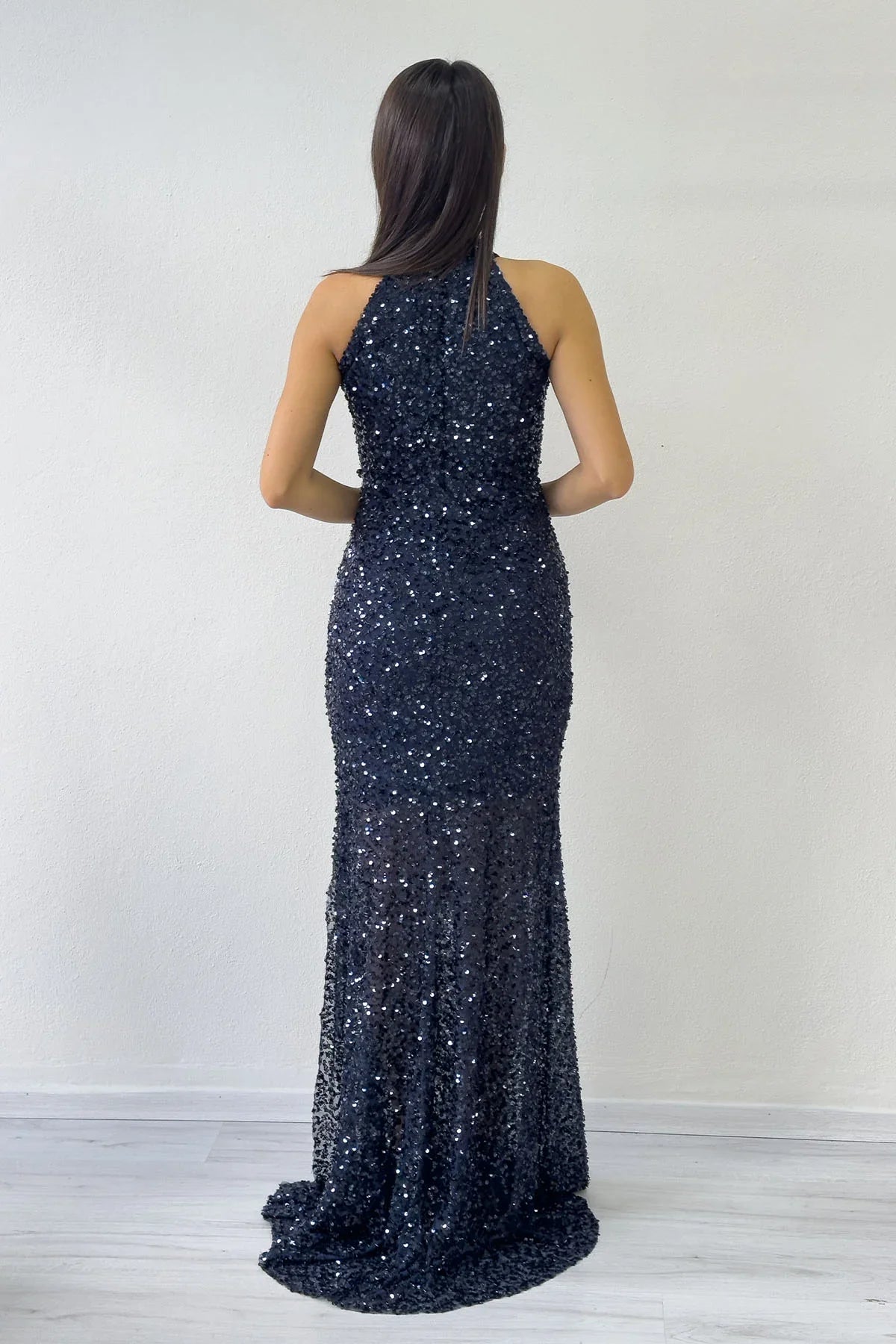 Lacivert Halter Yaka Pul Payet Kuyruklu Abiye Elbise 