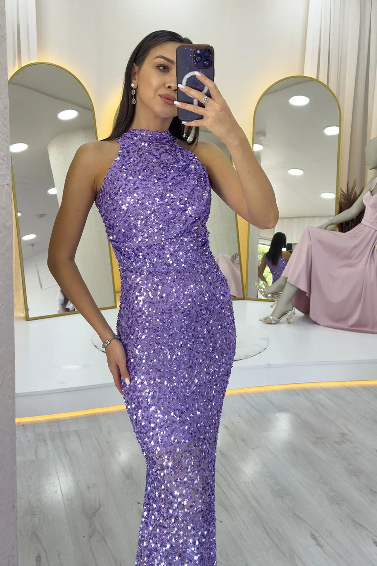 Lila Halter Yaka Pul Payet Kuyruklu Abiye Elbise 