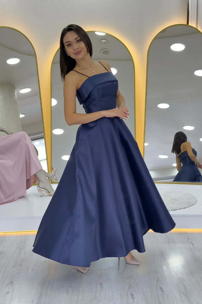 Lacivert İnce Askılı Cep Detaylı Abiye Elbise