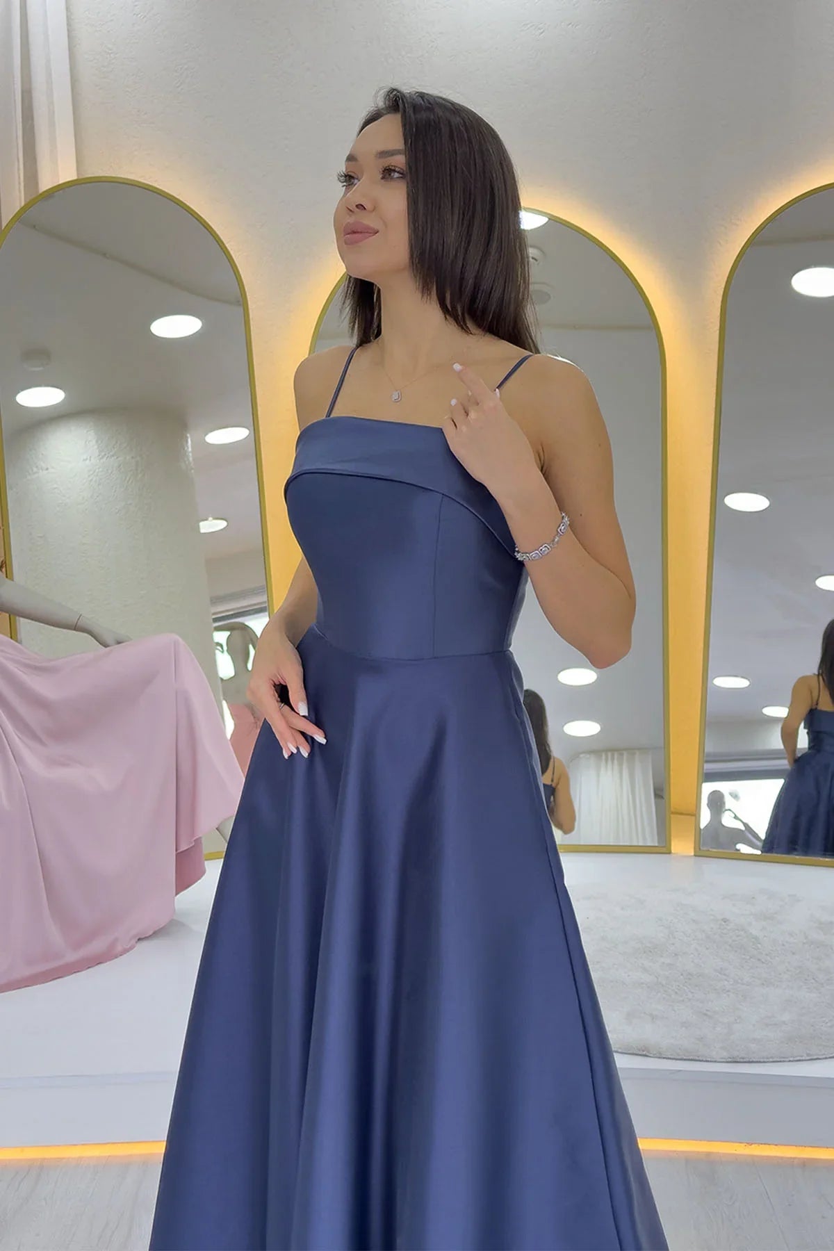 Lacivert İnce Askılı Cep Detaylı Abiye Elbise