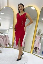 Kırmızı V Yaka Midi Boy Taş Detaylı Büyük Beden Abiye Elbise