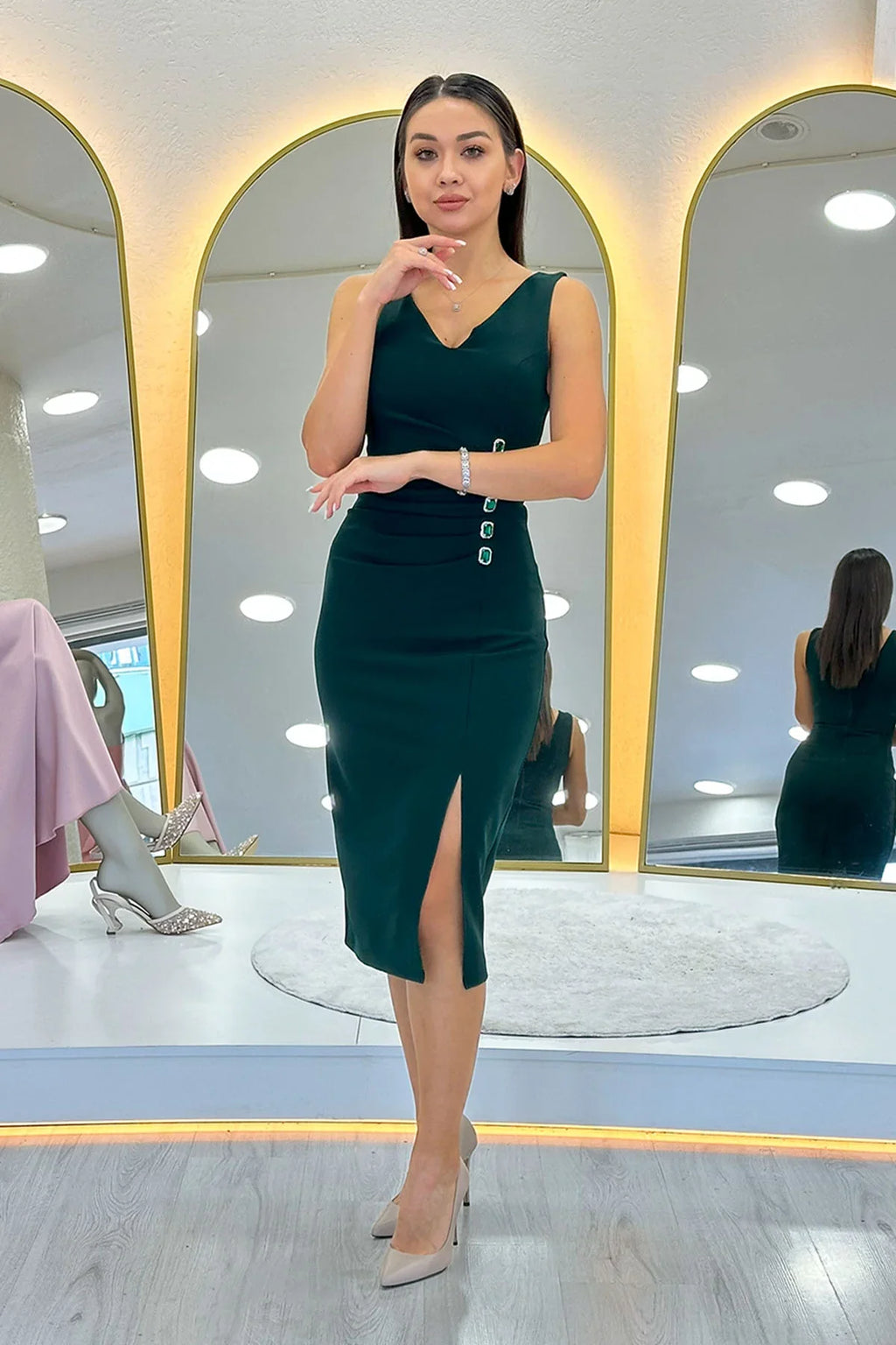 Yeşil V Yaka Midi Boy Taş Detaylı Büyük Beden Abiye Elbise