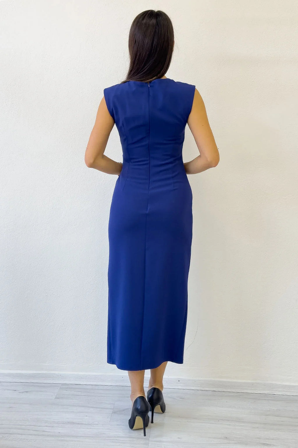 Saks Mavi Yırtmaç Taş Detaylı Sıfır Kol Kalem Elbise 