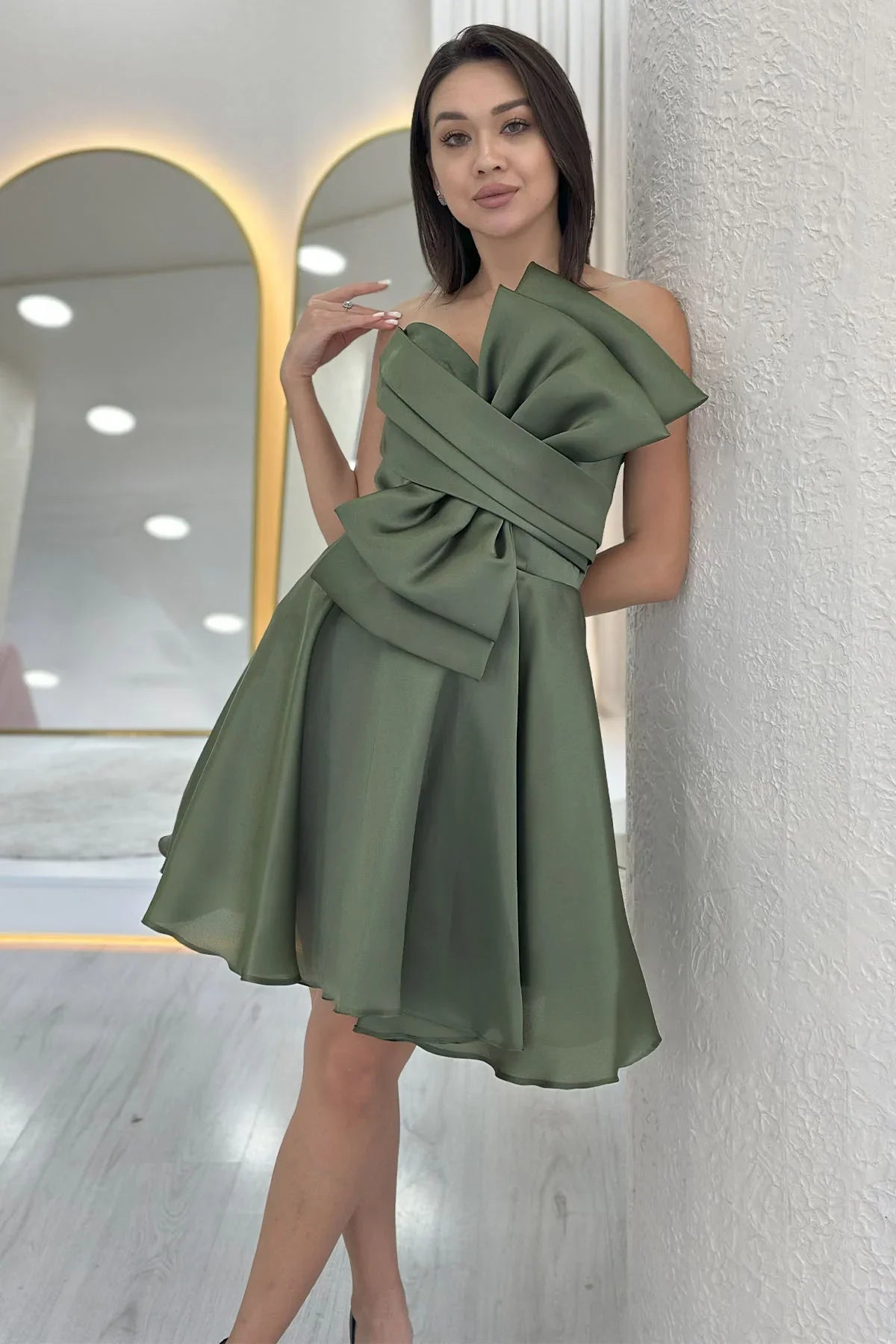 Haki Fiyonklu Straplez Mini Kloş Abiye Elbise
