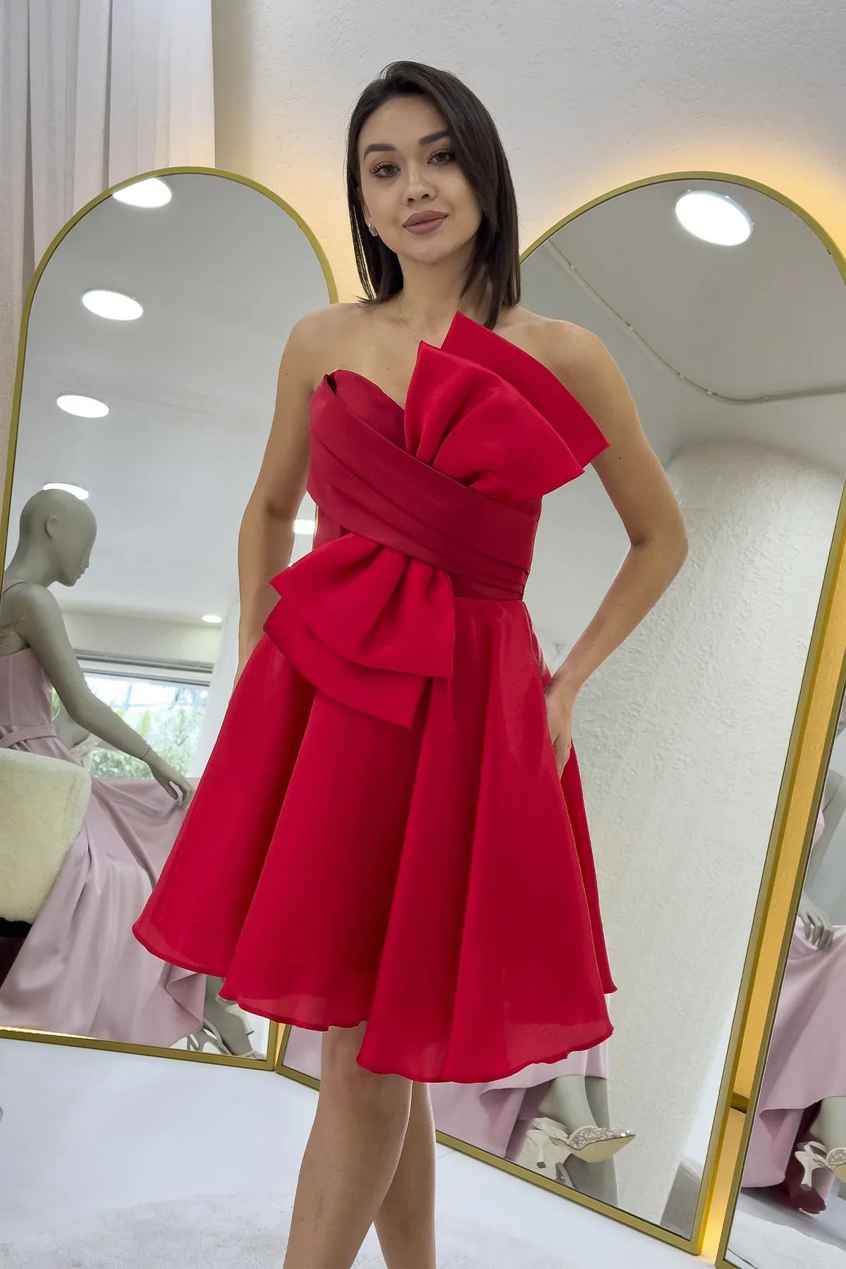 Kırmızı Fiyonklu Straplez Mini Kloş Abiye Elbise 