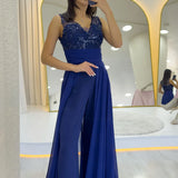 Lacivert V Yaka İşlemeli Kuyruklu Abiye Tulum