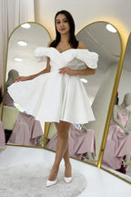 Beyaz Omuz Detay Tasarım Mini Kloş Abiye Elbise