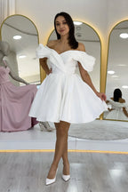 Beyaz Omuz Detay Tasarım Mini Kloş Abiye Elbise