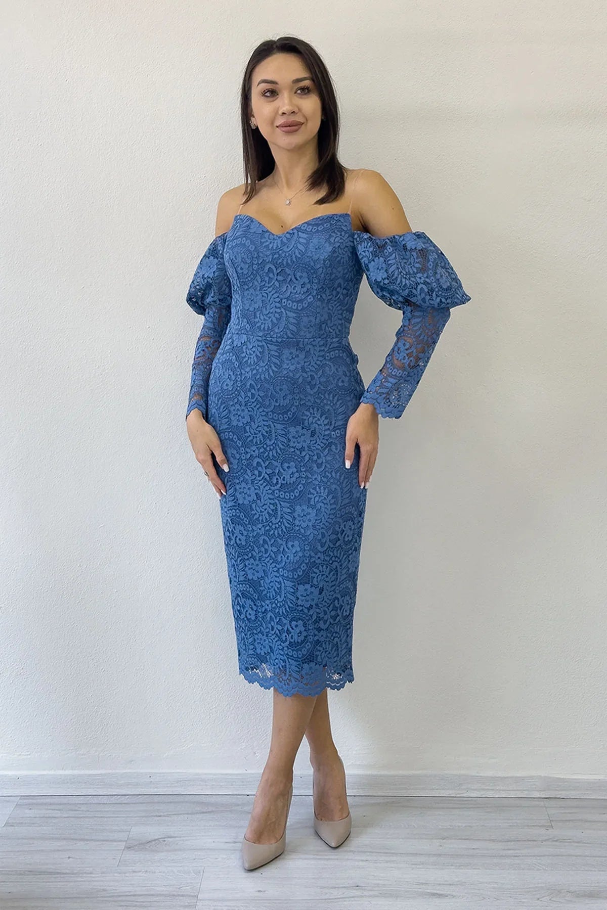 İndigo Düşük Omuz Balon Kol Dantel Abiye Elbise 