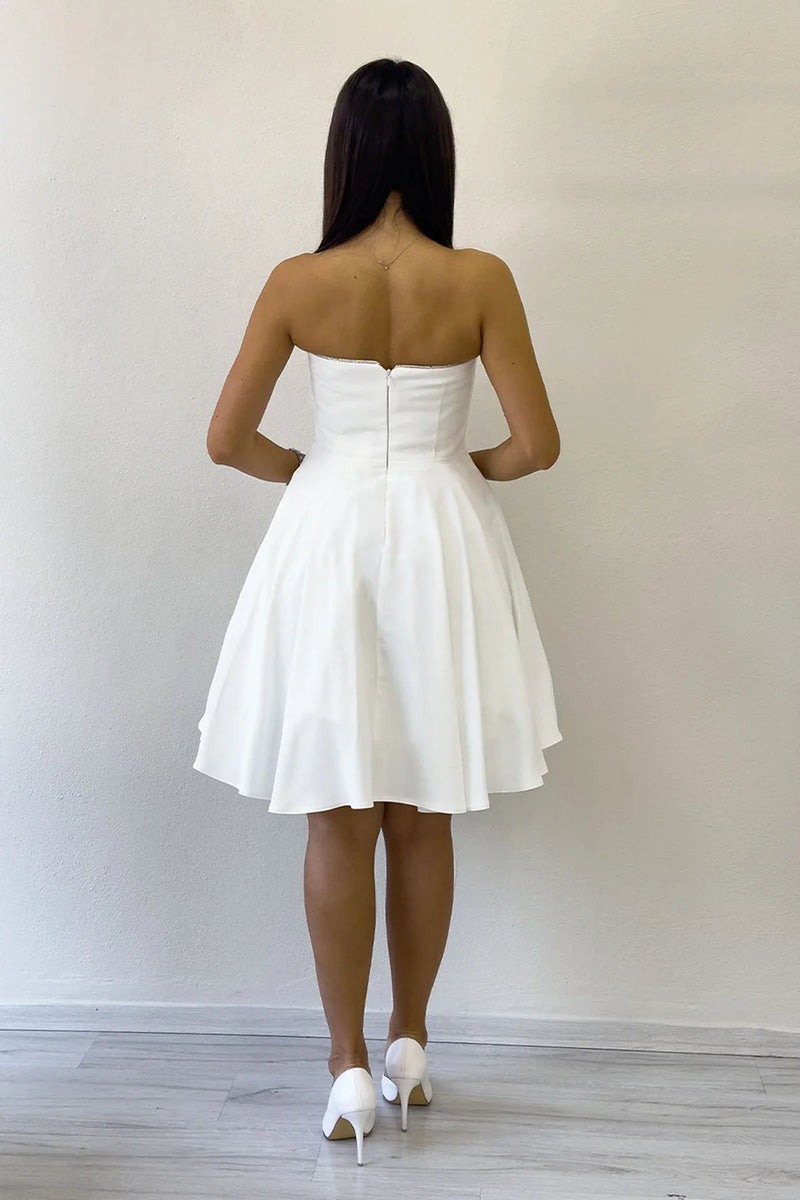 Beyaz Fiyonklu Taş İşlemeli Straplez Mini Abiye Elbise 