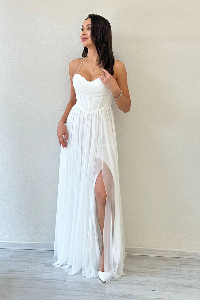 Beyaz Simli Sırt Dekolteli Korse Detay Yırtmaçlı Abiye Elbise