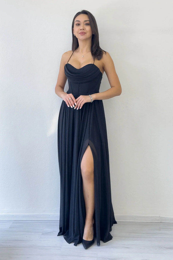 Siyah Simli Sırt Dekolteli Korse Detay Yırtmaçlı Abiye Elbise