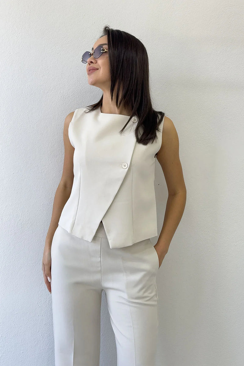 Kadın Bej Çapraz Düğmeli Yelek Pantolon İkili Takım