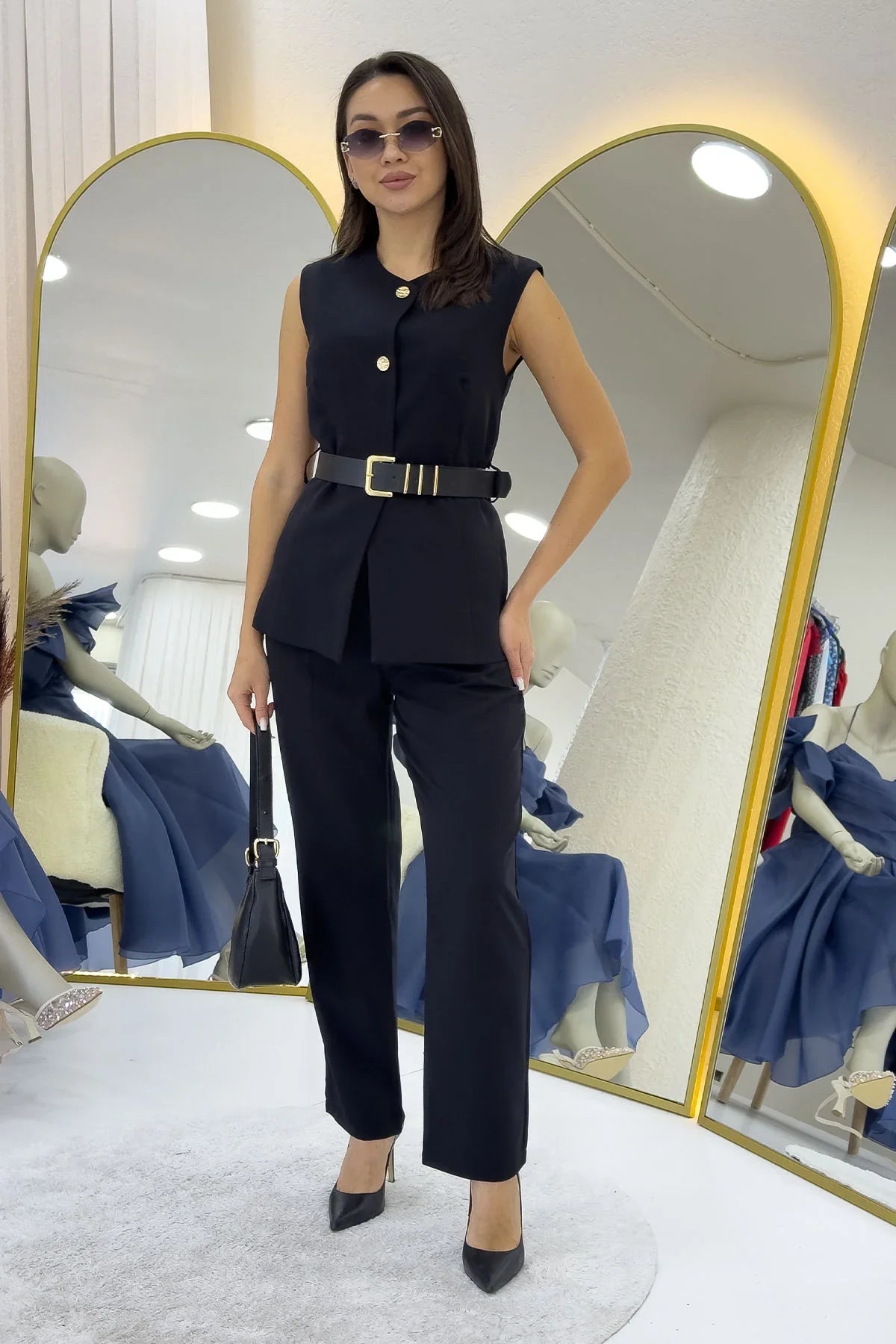 Kadın Siyah Bisiklet Yaka Kemerli İkili Alt Üst Takım 