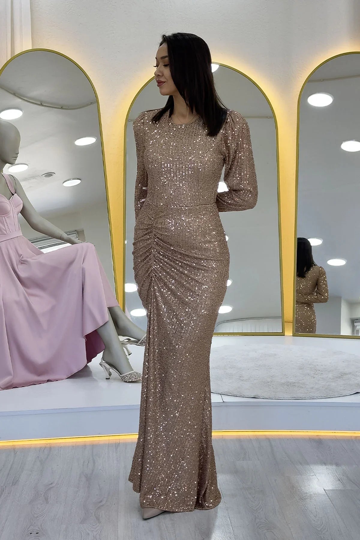 Gold Uzun Kol Bisiklet Yaka Pul Payet Drapeli Abiye Elbise 