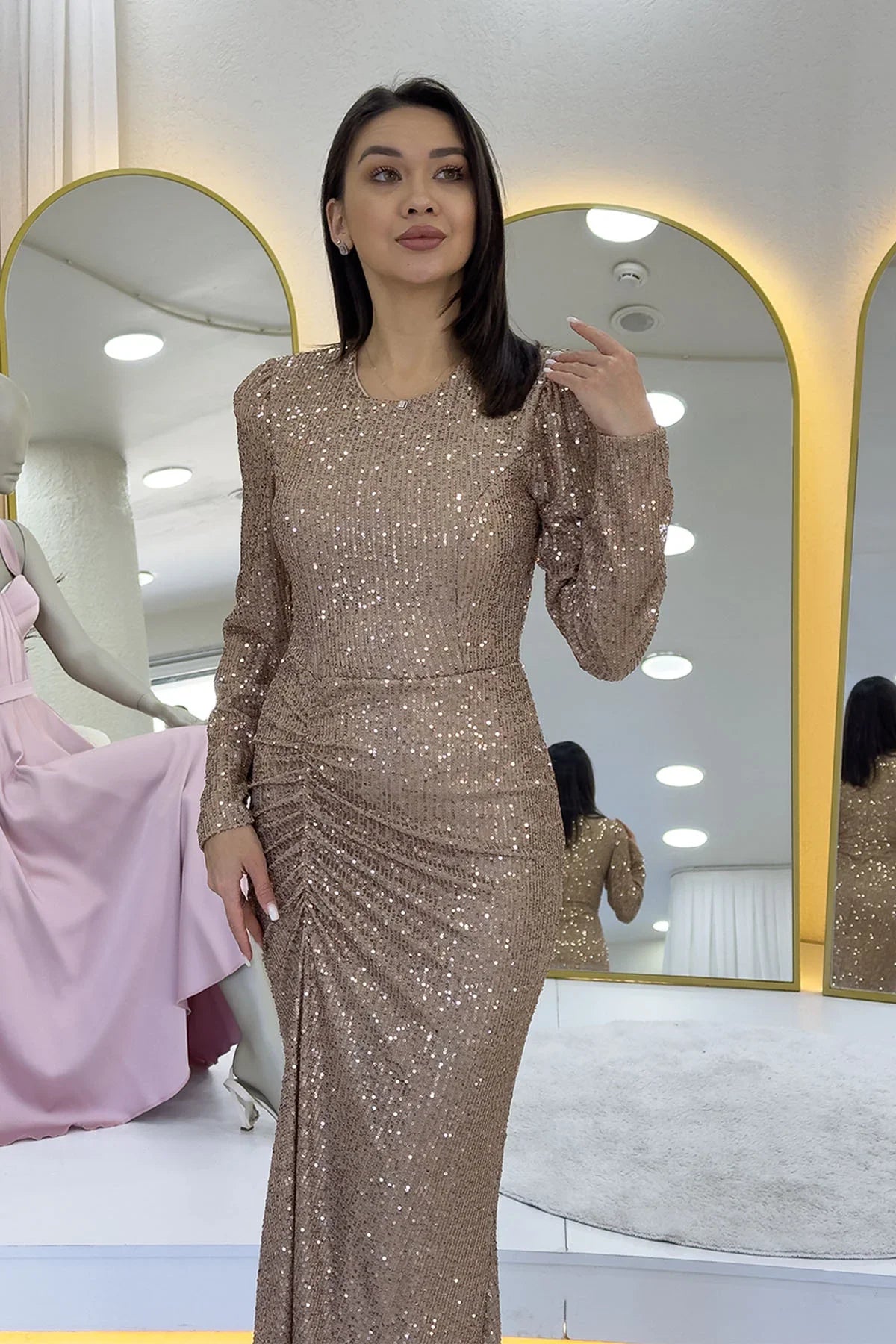 Gold Uzun Kol Bisiklet Yaka Pul Payet Drapeli Abiye Elbise 