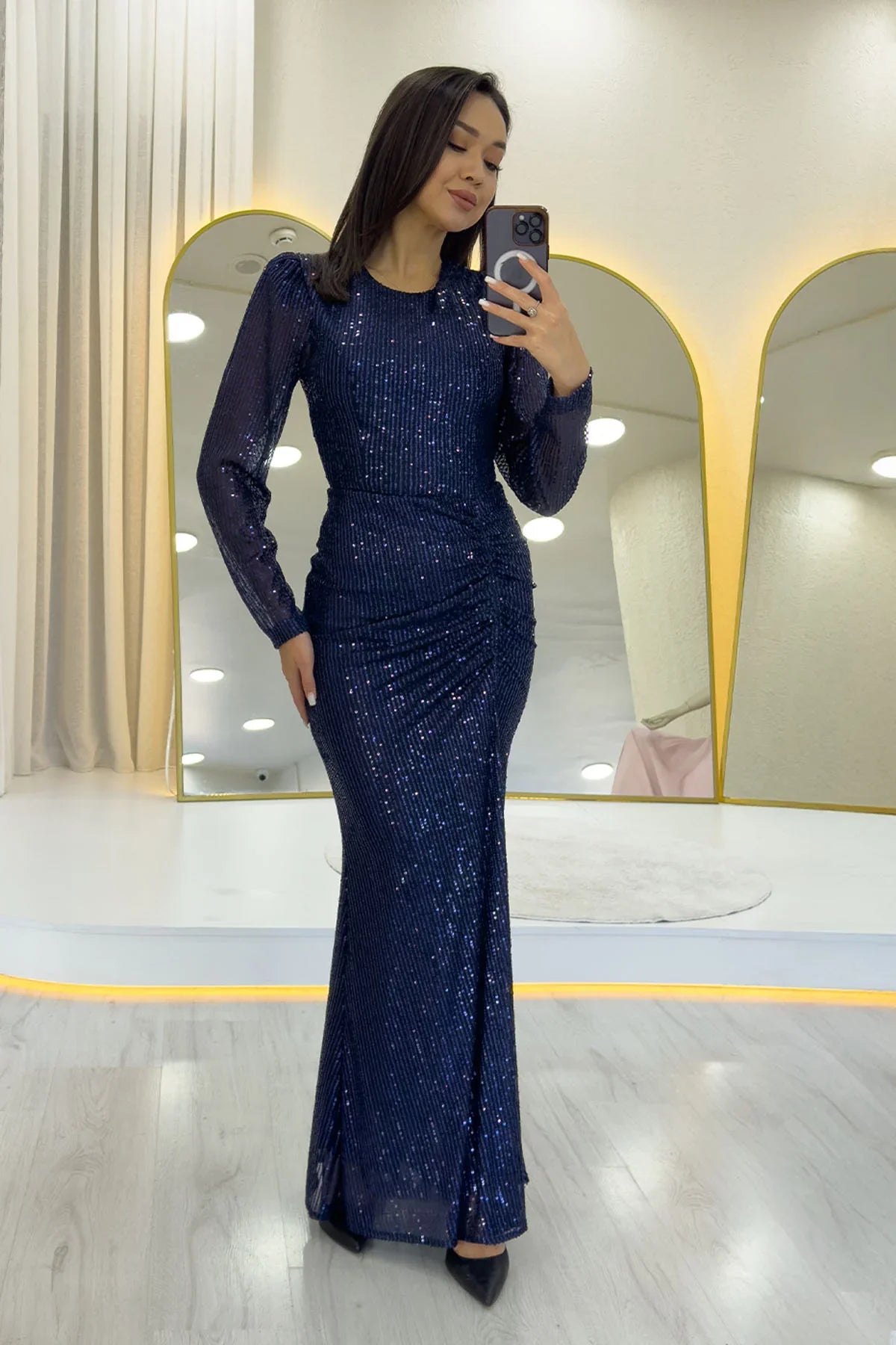 Lacivert Uzun Kol Bisiklet Yaka Pul Payet Drapeli Abiye Elbise 