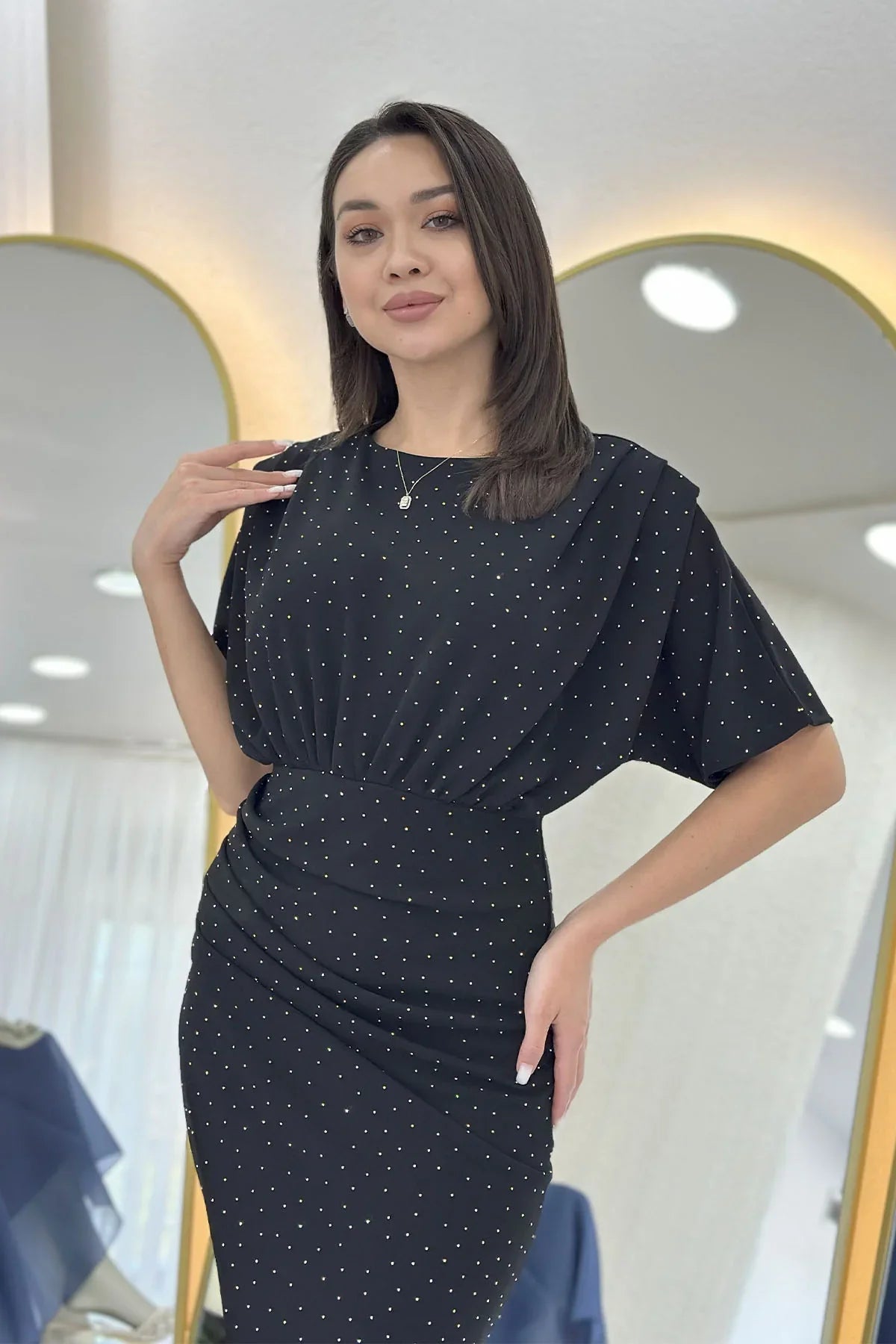 Kadın Siyah Taş Detaylı Yarasa Kol Anvelop Elbise 