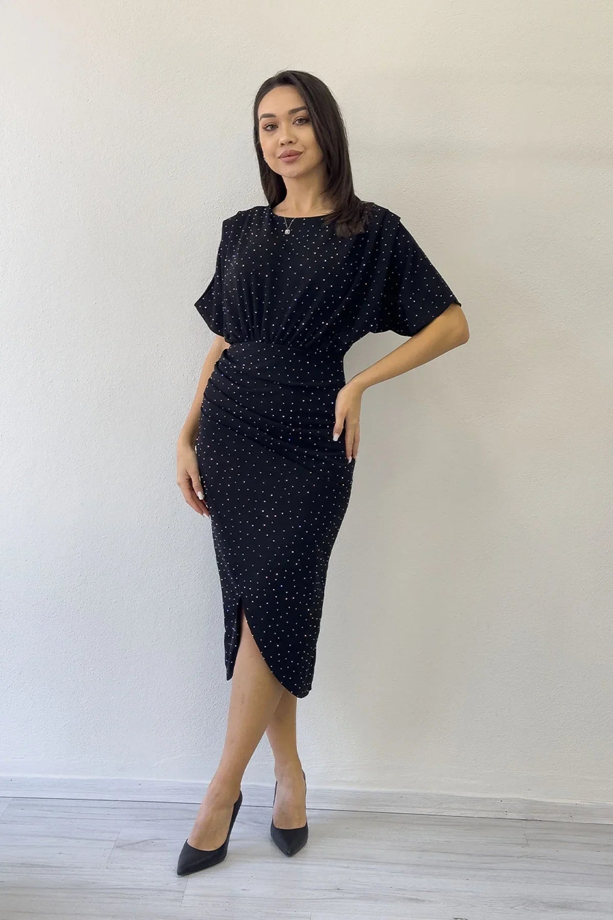 Kadın Siyah Taş Detaylı Yarasa Kol Anvelop Elbise 