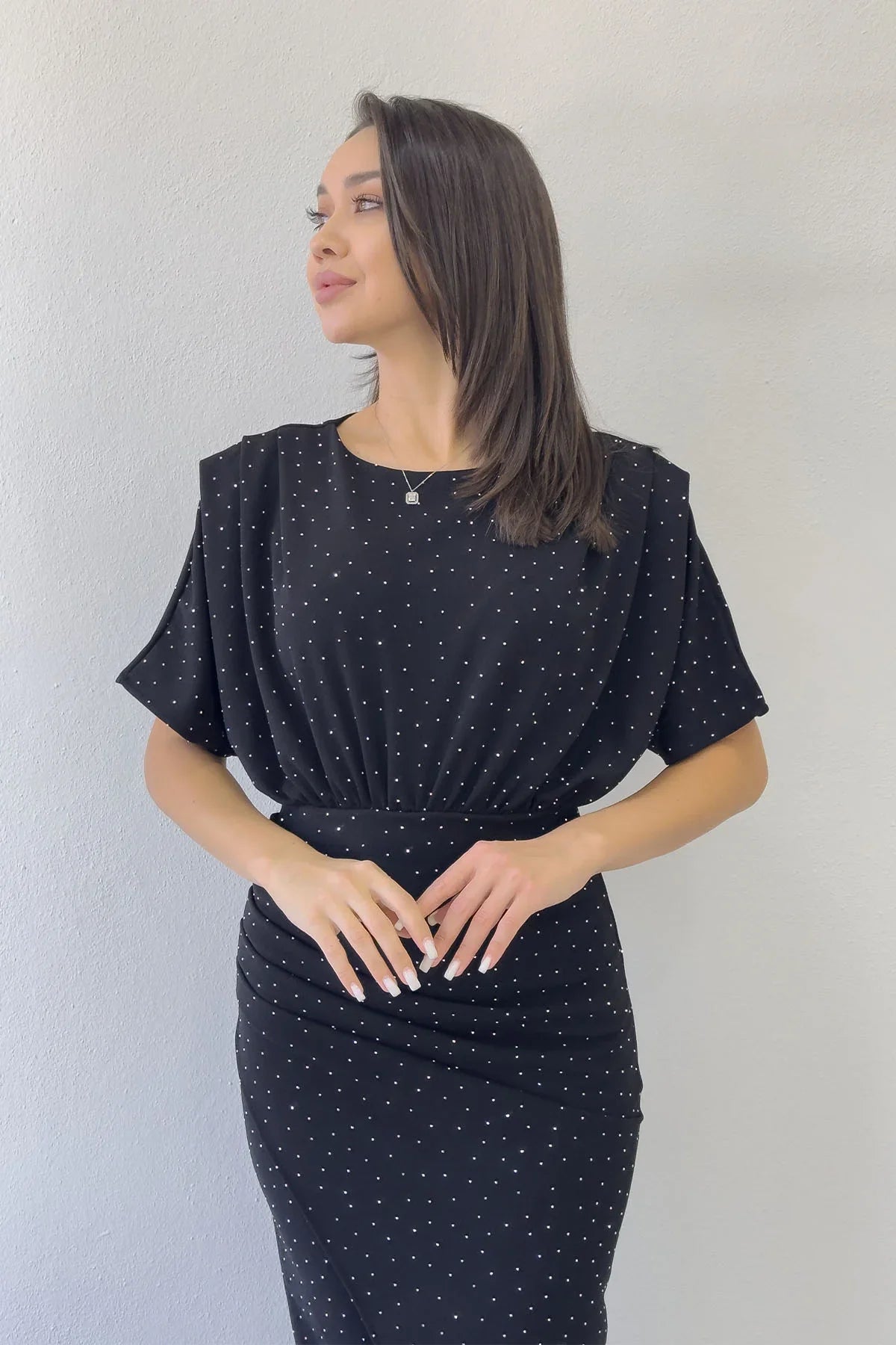 Kadın Siyah Taş Detaylı Yarasa Kol Anvelop Elbise 