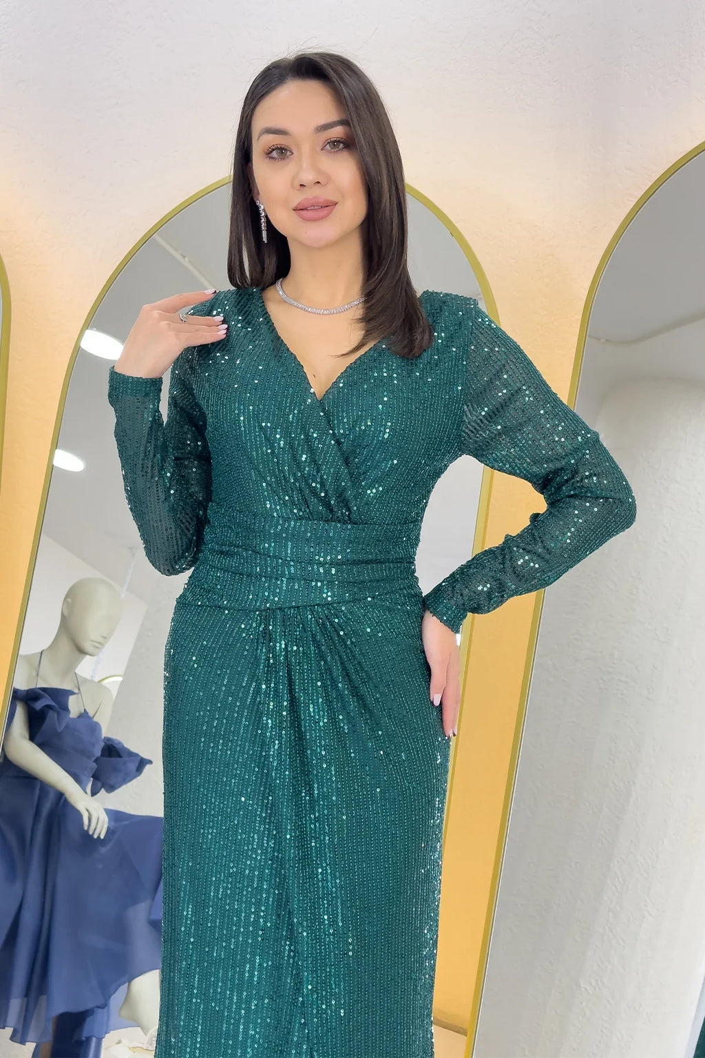 Kadın Yeşil Kruvaze Yaka Pul Payet Uzun Abiye Elbise 