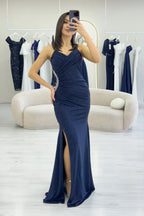 Lacivert Askılı Kruvaze Yaka Drapeli Taş Detaylı Simli Abiye Elbise 