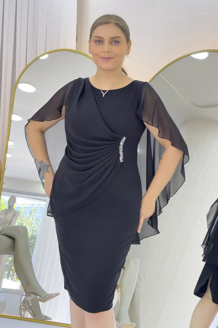 Kadın Siyah Büyük Beden Midi Boy Şifon Pelerinli Abiye Elbise