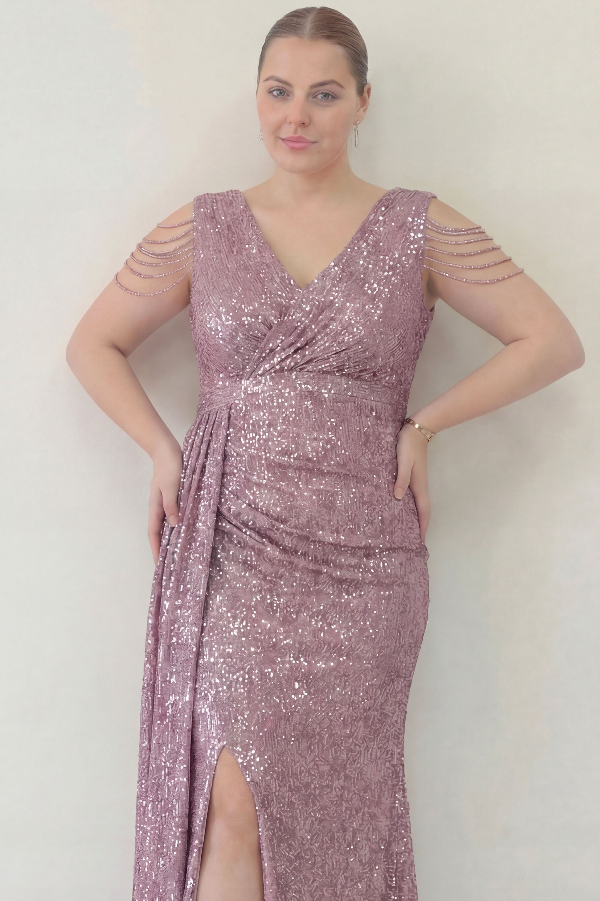 Kadın Pudra Kuyruklu Pul Payet Büyük Beden Abiye Elbise