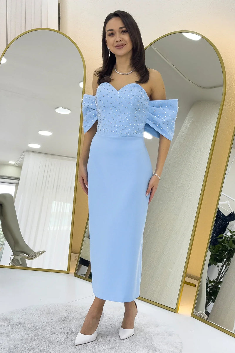 Bebe Mavi Straplez Yaka Düşük Kol İncili Midi Boy Abiye Elbise