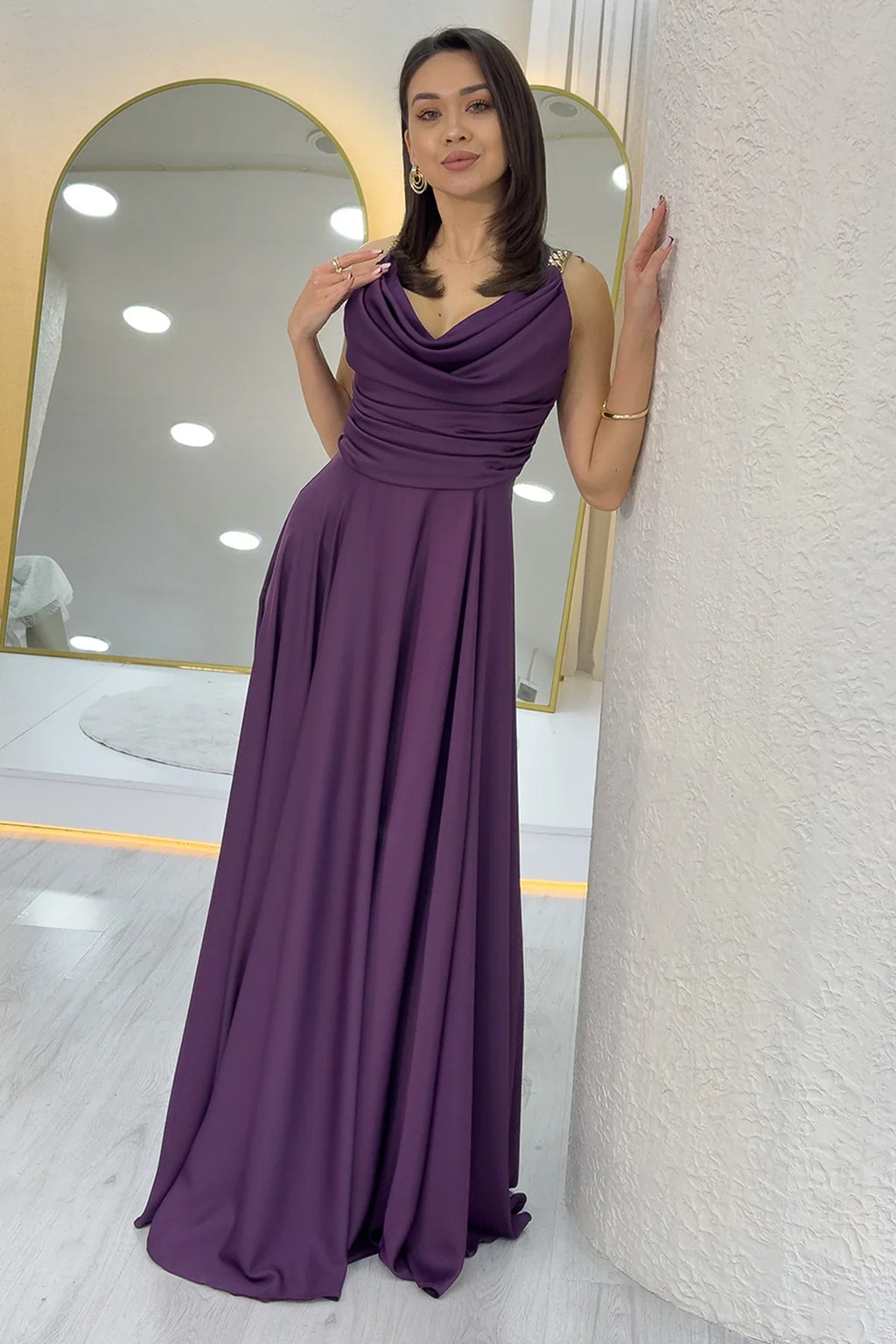 Mor Gold Askılı Ön Drapeli Saten Yırtmaçlı Abiye Elbise