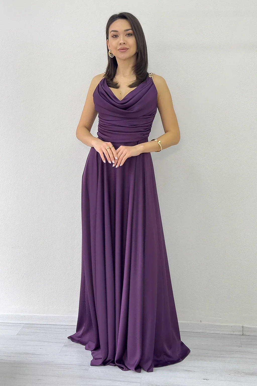 Mor Gold Askılı Ön Drapeli Saten Yırtmaçlı Abiye Elbise