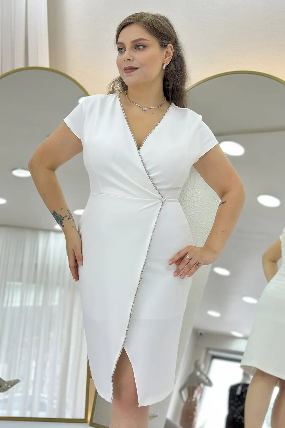 Beyaz Kruvaze Yaka Midi Boy Büyük Beden Nikah Elbise