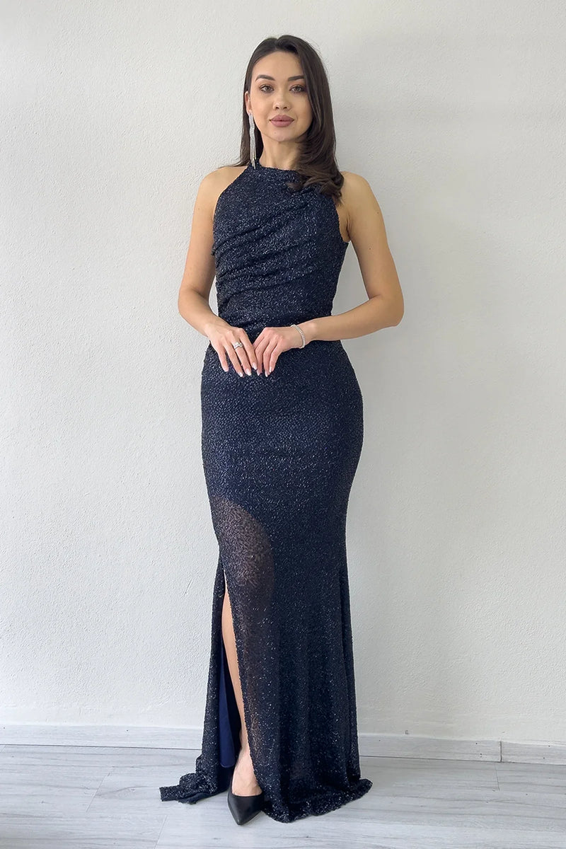 Lacivert İşlemeli Halter Yaka Drapeli Yırtmaçlı Abiye Elbise