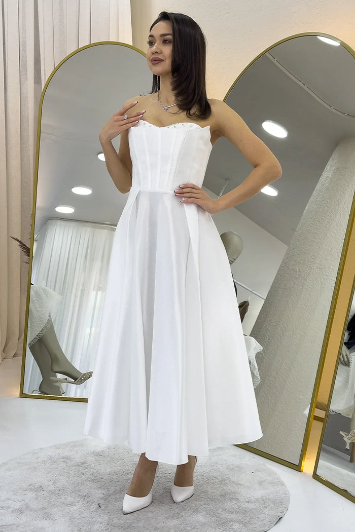 Beyaz Boncuk İşlemeli Straplez Korse Görünümlü Midi Boy Prenses Nikah Abiye Elbise