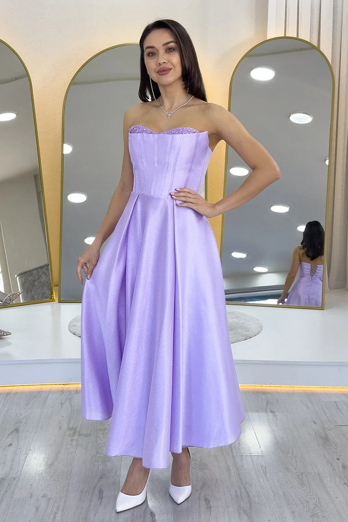 Lila Boncuk İşlemeli Straplez Korse Görünümlü Midi Boy Prenses Abiye Elbise