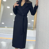 Kadın Siyah Astarlı Kuşaklı Kaşe Kaban