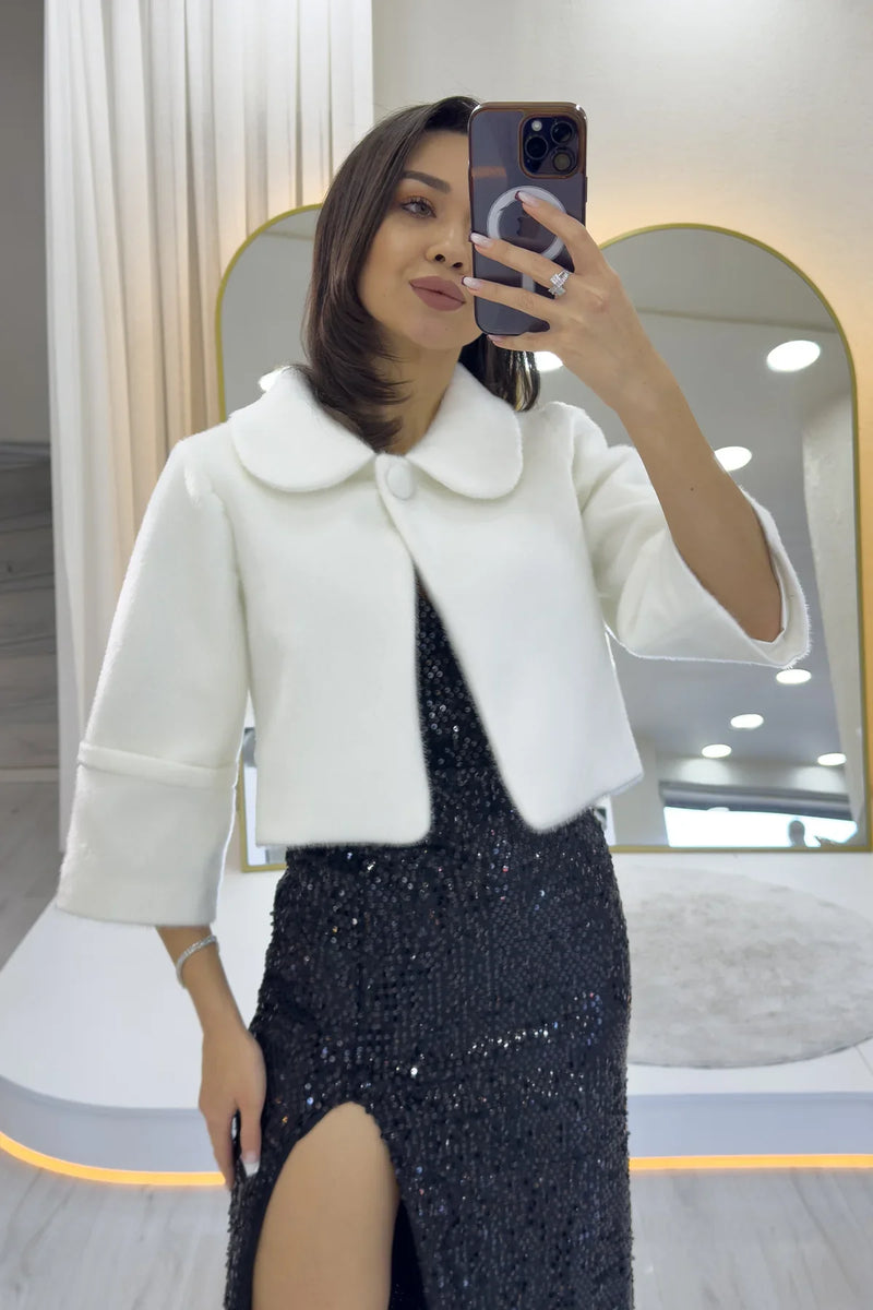 Beyaz Tek Düğmeli Astarlı Kürk Görünümlü Abiye Ceket 