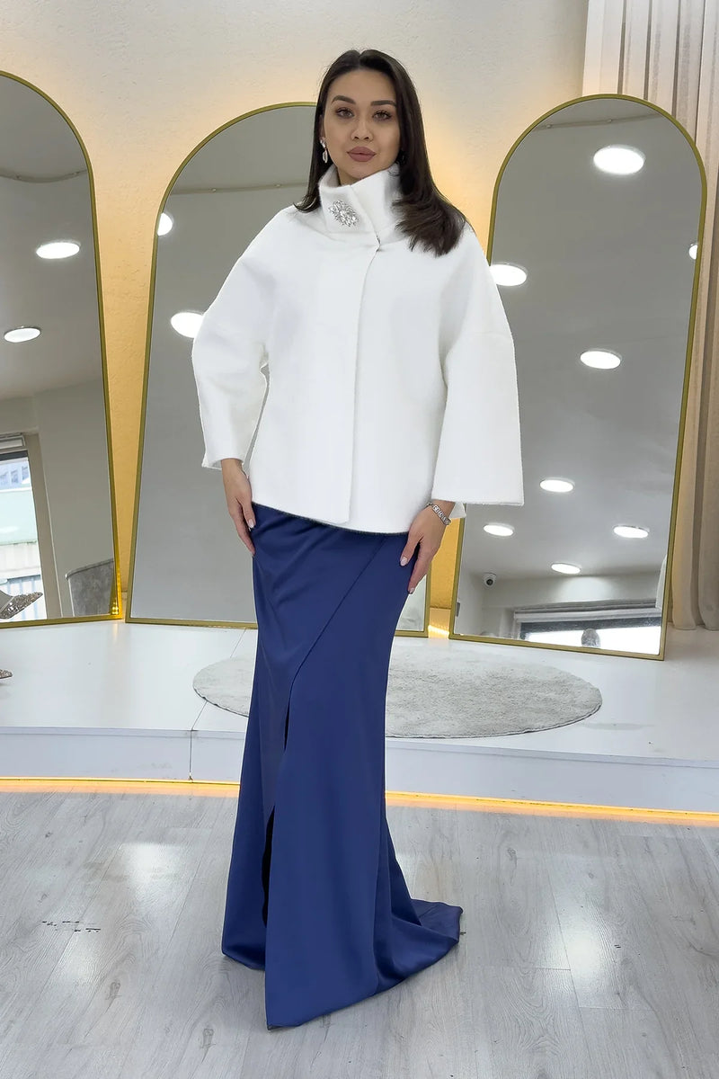 Beyaz Dik Yaka Taş Detaylı Abiye Kürk