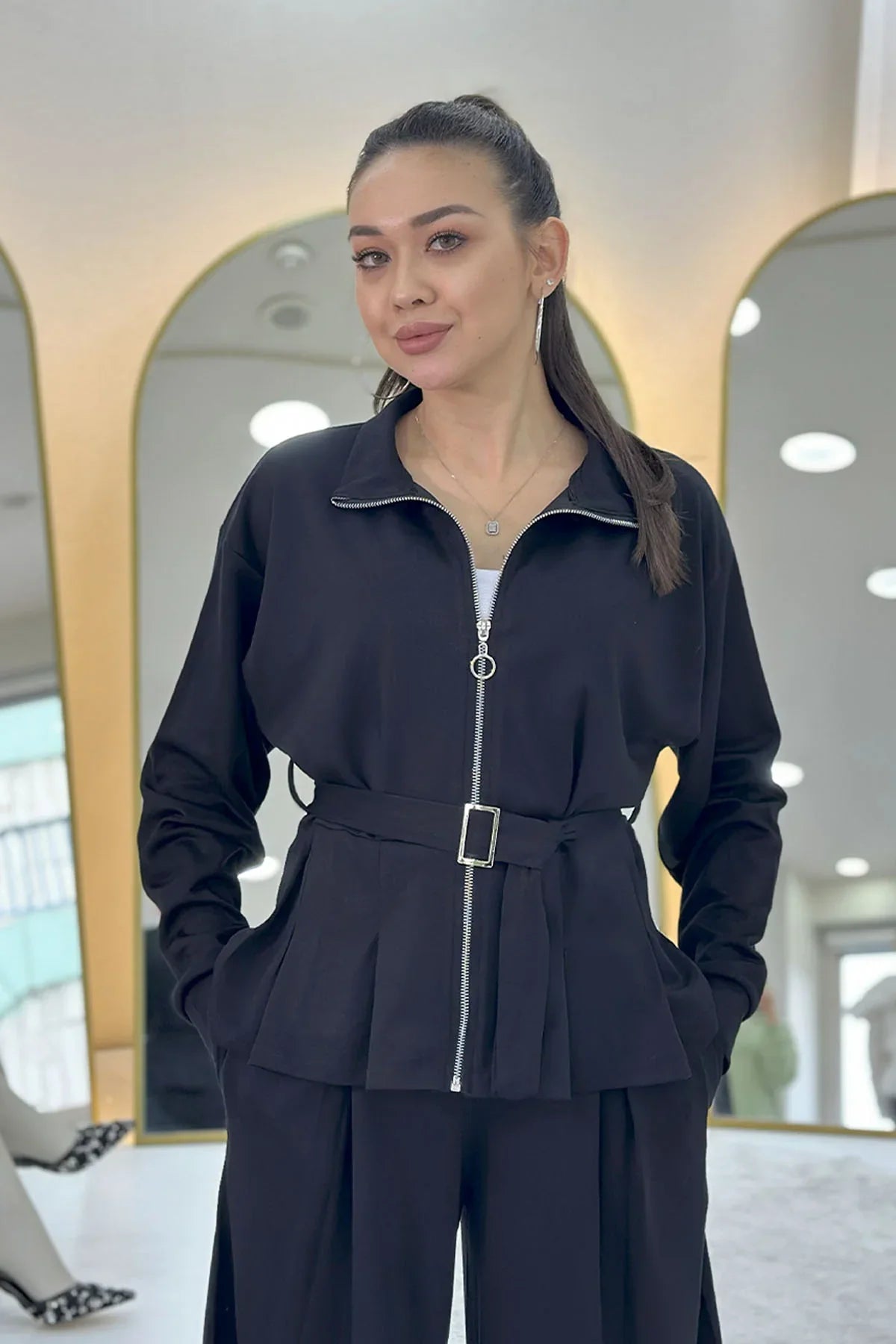 Siyah Fermuarlı Kemer Detay Geniş Paça Modal İkili Takım