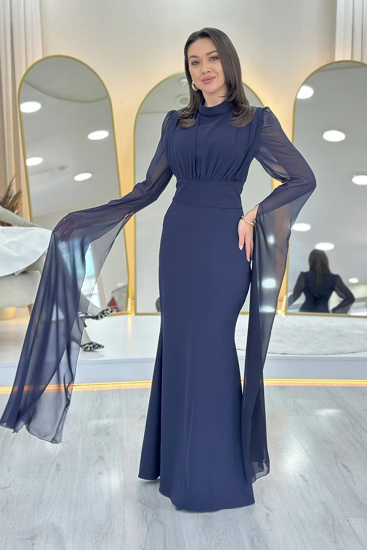 Lacivert Şifon Pelerin Kol Dik Yaka Balık Abiye Elbise 
