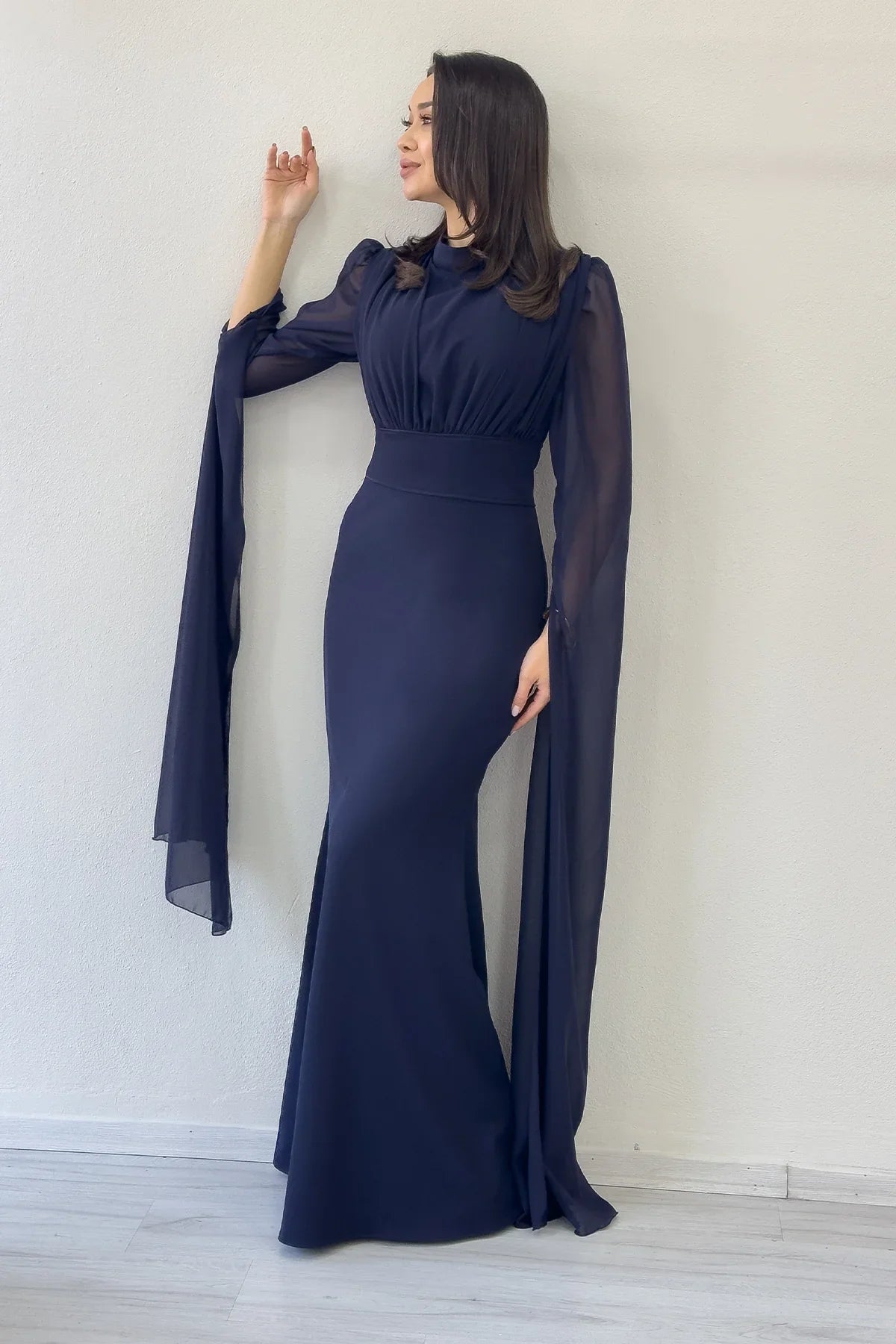 Lacivert Şifon Pelerin Kol Dik Yaka Balık Abiye Elbise 