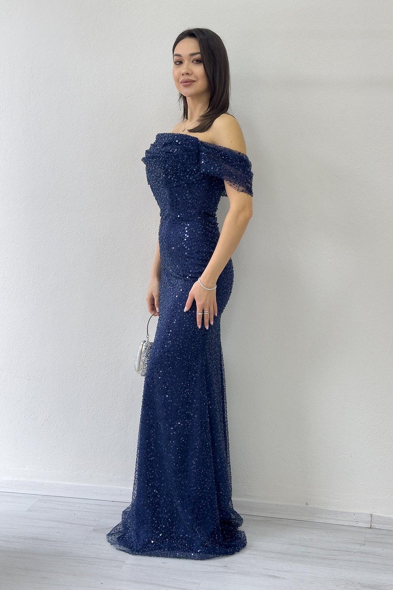 Lacivert Madonna Yaka Pul İşlemeli Balık Abiye Elbise 