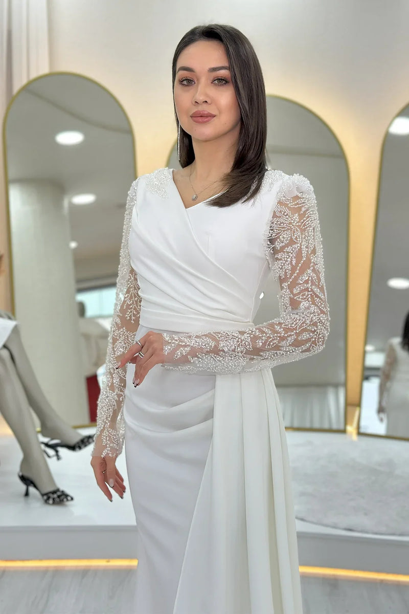 Beyaz İşlemeli Transparan Kol Kruvaze Yaka Kuyruklu Nikah Abiye Elbise 