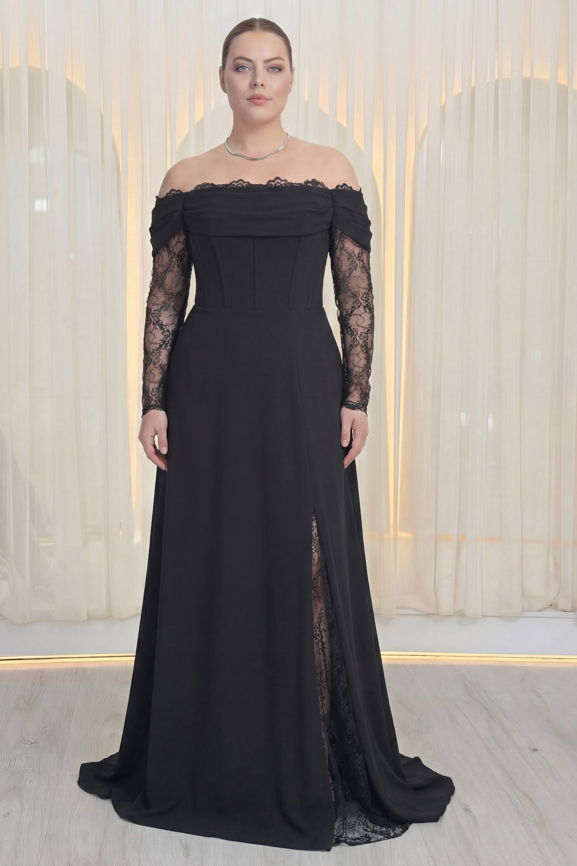 Kadın Düşük Omuz Dantel Detaylı Siyah Büyük Beden Abiye Elbise