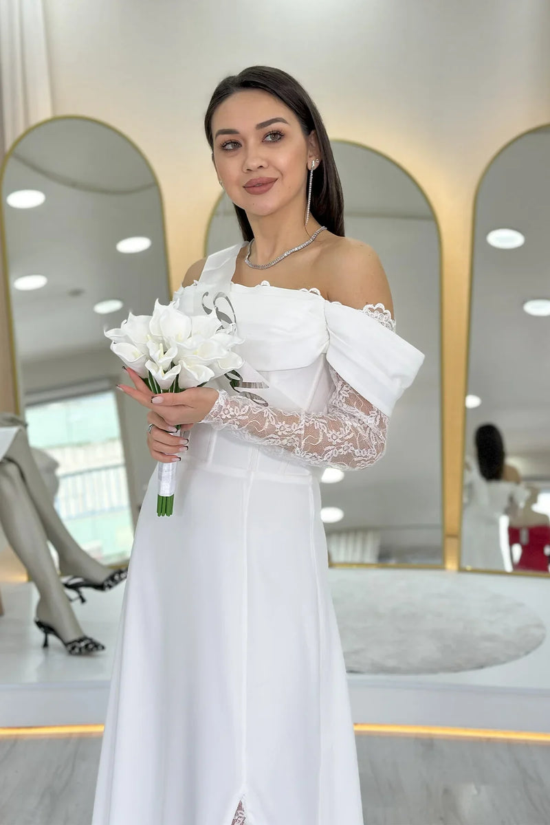 Beyaz Dantel Kollu Yırtmaçlı Tasarım Nikah Abiye Elbise 