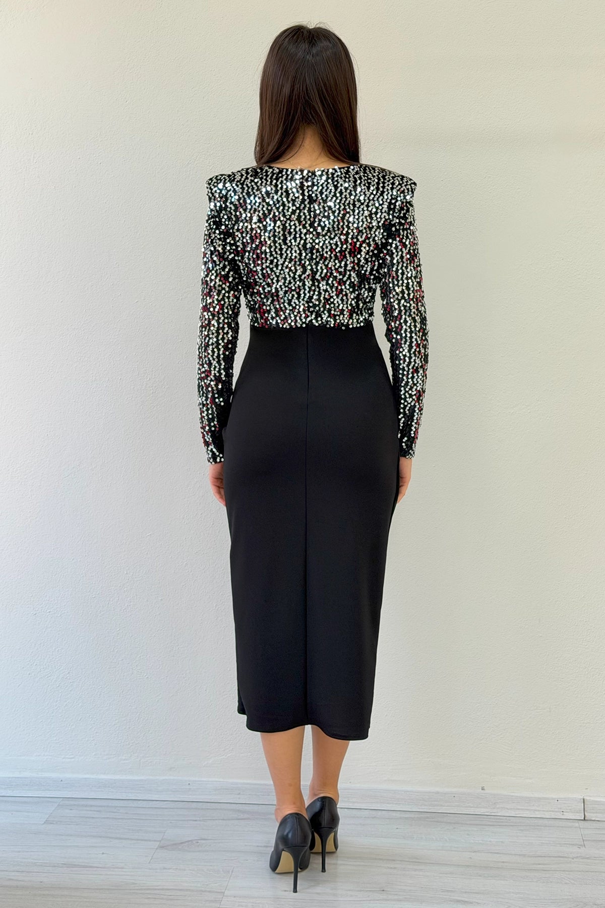 Gümüş Pul Payet Kruvaze Yaka Drapeli Midi Boy Abiye Elbise